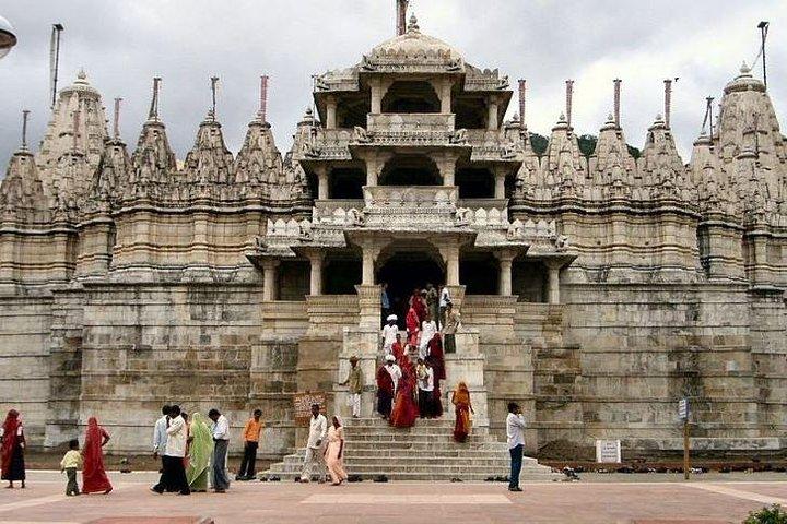 Udaipur City Tour With Kumbhalgarh Fort & Ranakpur Jain Temple Tour In 2 Days