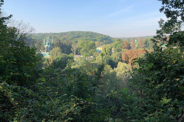 Private Kyiv Hiking Tour in Holosiivsky Forest and Kitaevskaya Hermitage