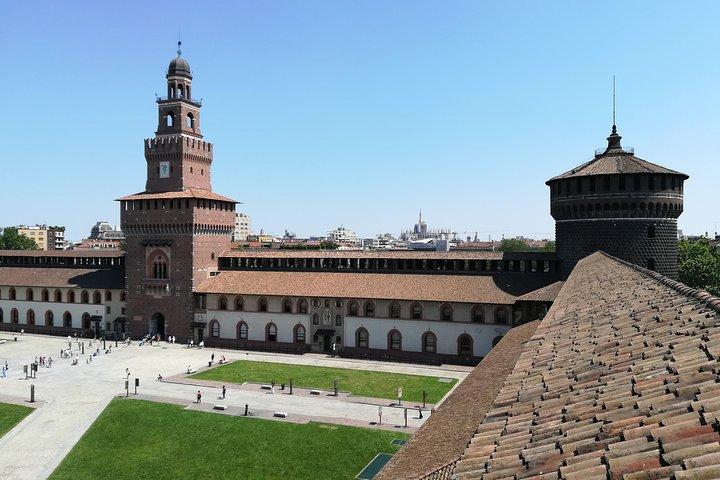 Milan, a city of art an history. Classic tour of Milan