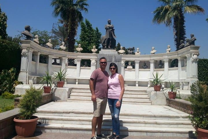 Private Guided Full-Day Tour to Alexandria from Cairo