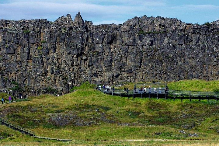 Golden Circle Day Trip with Fridheimar Greenhouse visit from Reykjavik