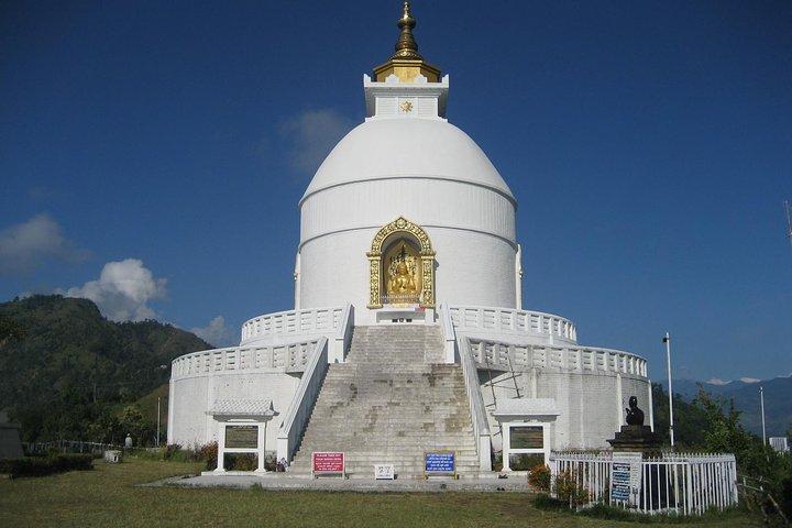 Pokhara Escapade: An Unforgettable Day of Hiking & Sightseeing