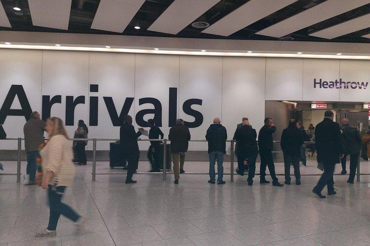 Shared Arrival Transfer London Airport to Hotel Accommodation