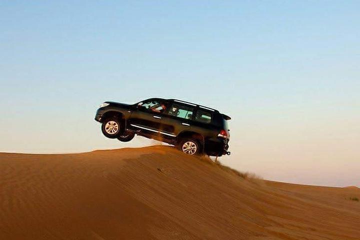 Sunset Desert Safari Dubai with Belly Dance & BBQ Dinner