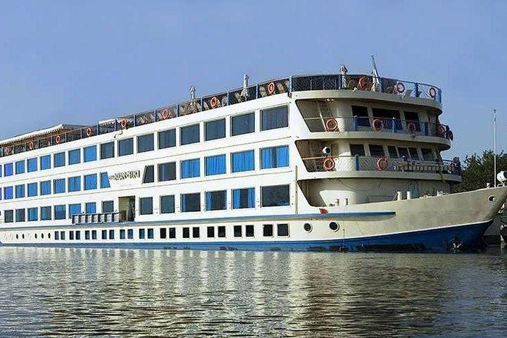 Sailing Nile cruise from Luxor for 7 nights