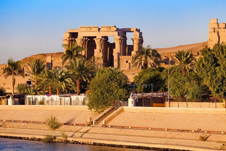 Sailing Nile cruise from Luxor for 7 nights