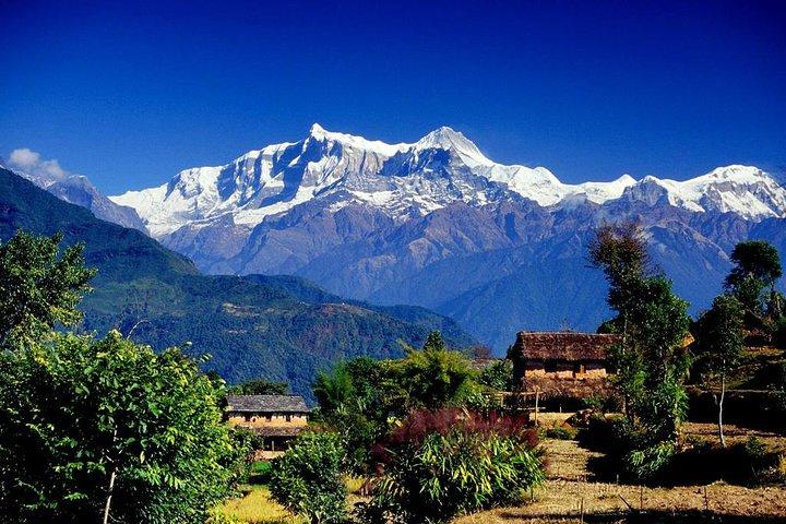 Annapurna Ghorepani Poon Hill trek from Pokhara short and easy hike in Himalaya