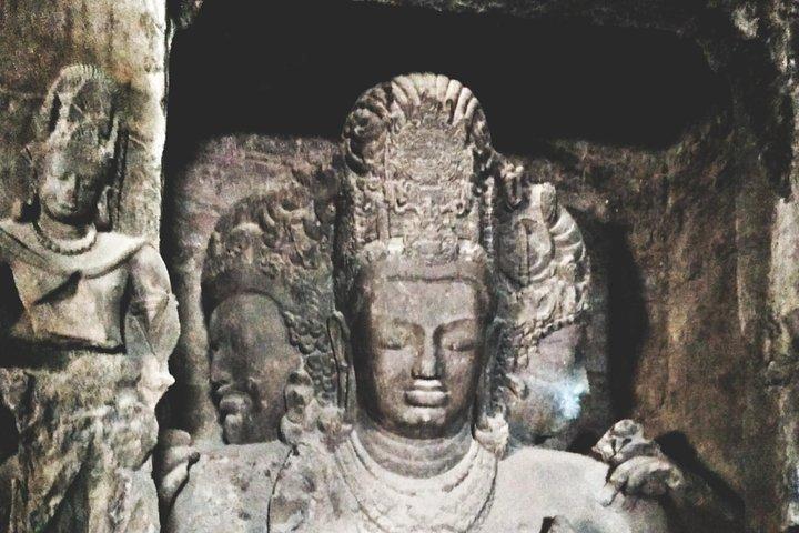 Private Elephanta Caves Tour & Mumbai City with Meal & Transport