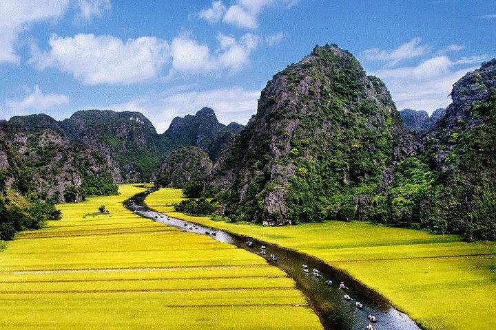 NINH BINH package tour in 2 days/ 1 night: visit world heritage site & eco tour