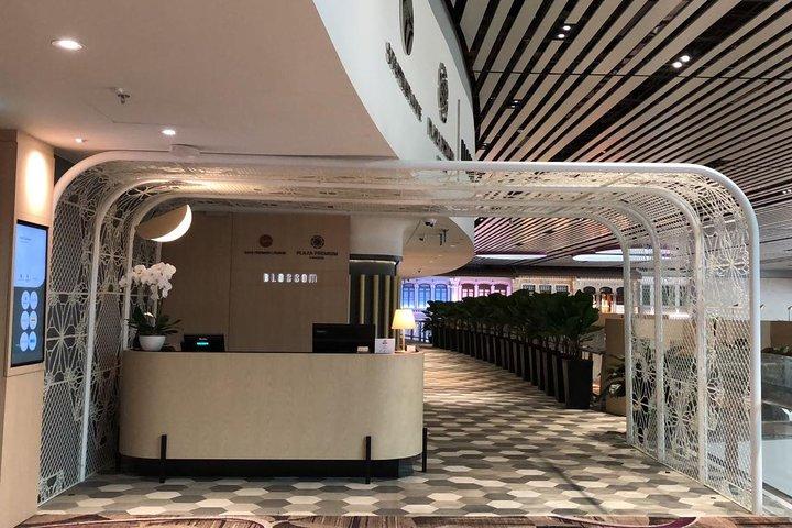 Singapore Changi Airport BLOSSOM - SATS & Plaza Premium Lounge at Terminal 4