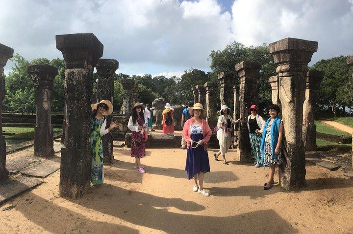 Sri Lanka round tour