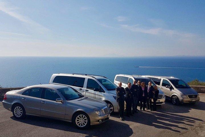 Private transfer from Rome to Positano or Sorrento plus 2 hrs stop in Pompeii