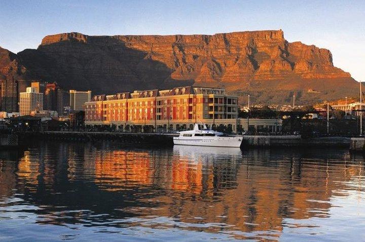 Sunset Champagne Cruise + 3 course meal