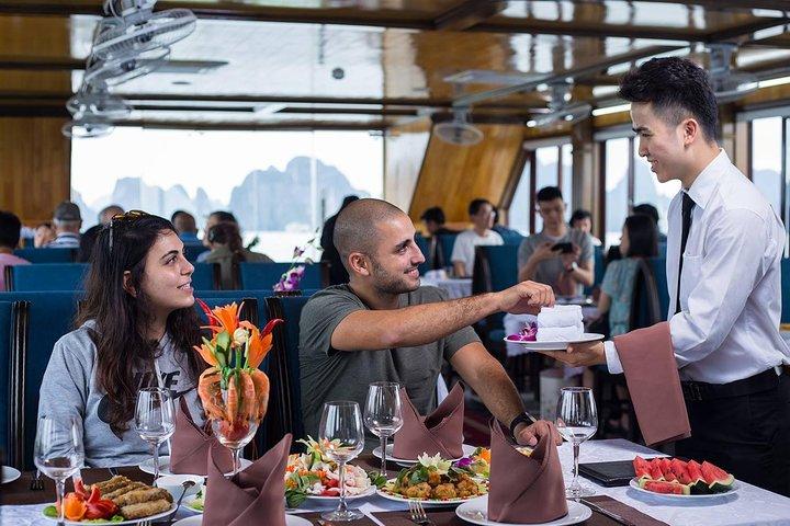 Halong Bay Day Tour from Hanoi by PRIVATE LIMOUSINE on HIGHWAY