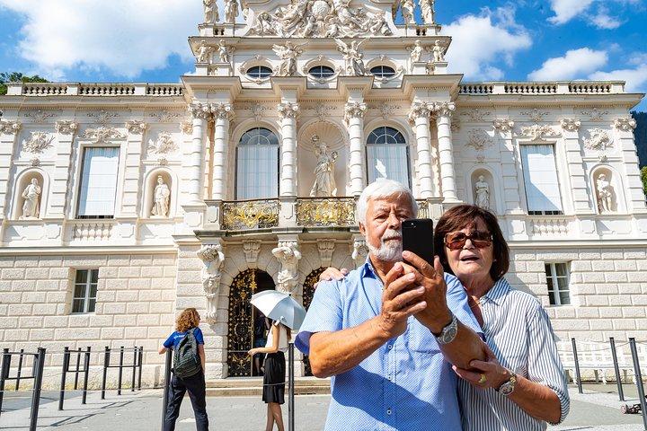 Premium Neuschwanstein Castle and Linderhof VIP Tour from Munich