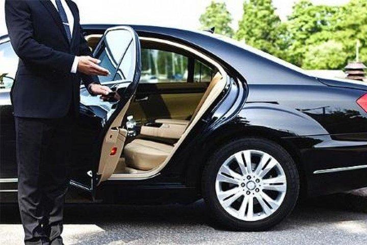 Private Transfer From Madrid Barajas Airport to Madrid
