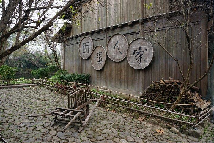 Half-Day Hangzhou Xixi Wetland Park Private Tour with Boat Ride