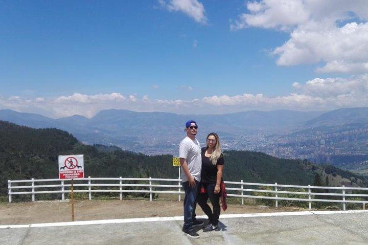 Private Pablo Escobar Tour Medellin – History & Context