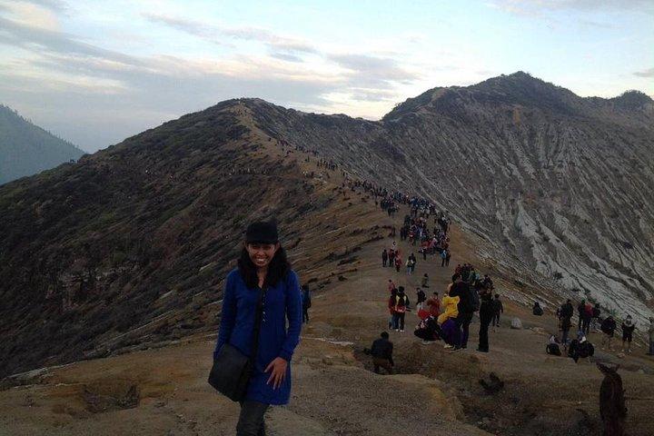 East Java Tours: 3 Days Mount Bromo & Mount Ijen Crater Tour start from Surabaya