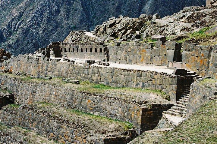 Sacred Valley From Ollantaytambo||Prívate Tour|| ending in Cusco