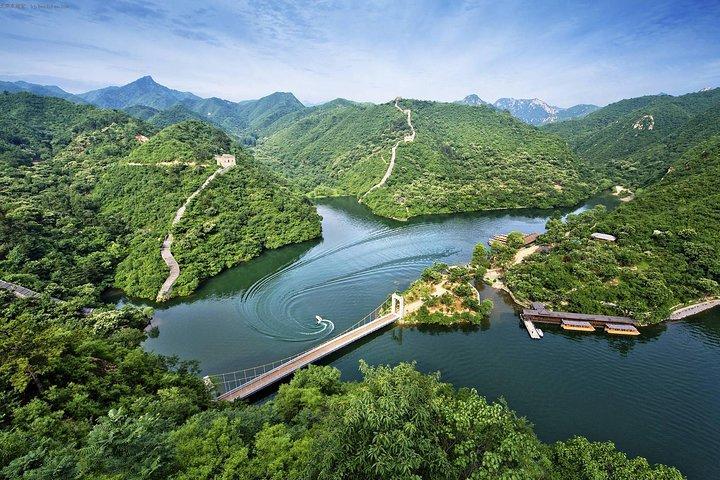 Private Hiking Day Trip to Huanghuacheng Water Great Wall