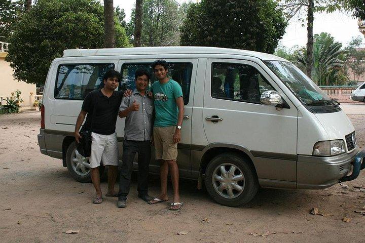 Private taxi transfer Siem Reap to Phnom Penh