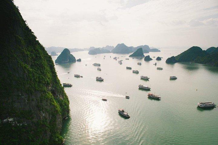 Ha Noi - Ha Long Bay By Private Car