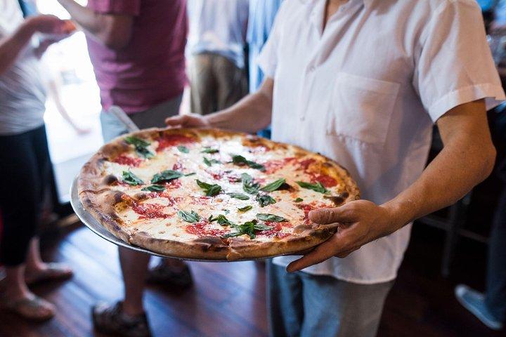 Top Rated Brooklyn Neighborhoods Food & Culture Tour / Mini‑Coach