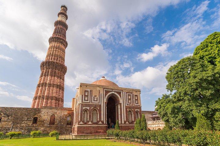 4-Days Golden Triangle Tour with Ranthambore Safari from Delhi