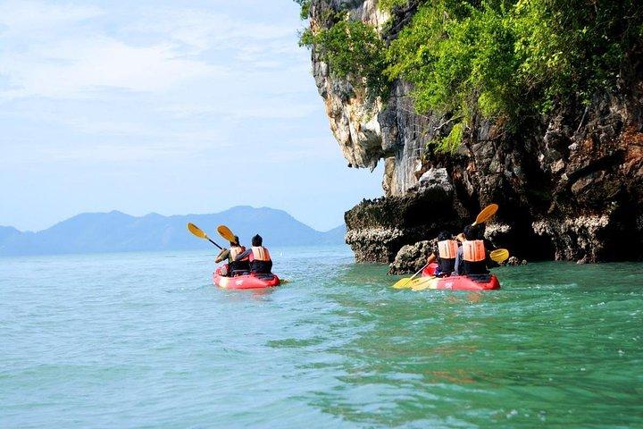 Small-Group Sea Kayaking at Hong Island from Krabi