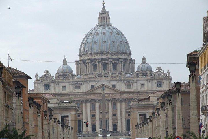 Private 5 hours Tour of Vatican and Rome Highlights with Pick up