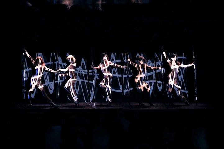 Paris Crazy Horse Cabaret Show Champagne & macarons
