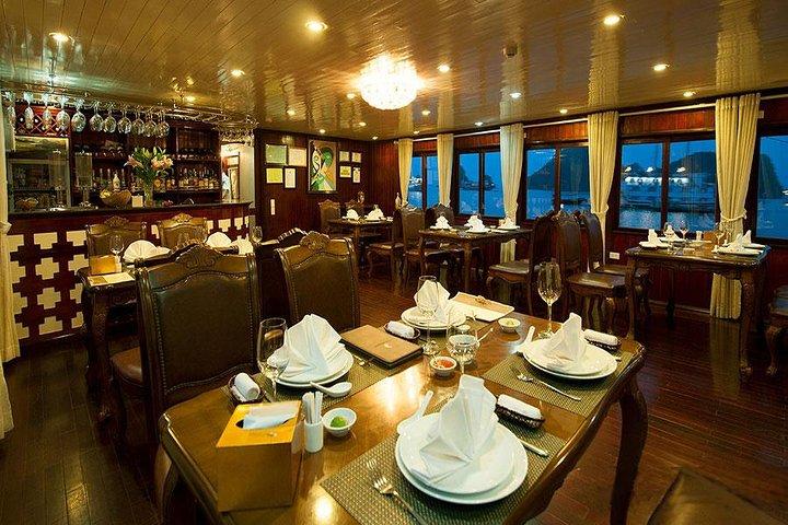 Halong Bay Full-Day Cruise with Kayaking from Hanoi