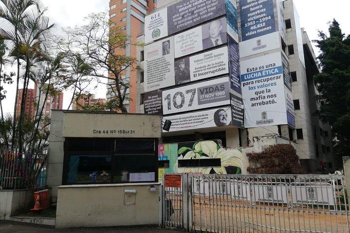 Private Pablo Escobar Tour Medellin – History & Context