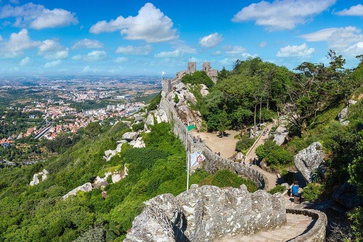 Private Half Day Tour to Sintra and Pena Palace from Lisbon