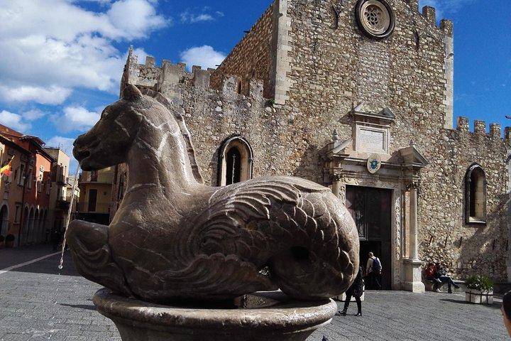 TASTE OF SICILY: Taormina, Messina + sicilian street food tasting