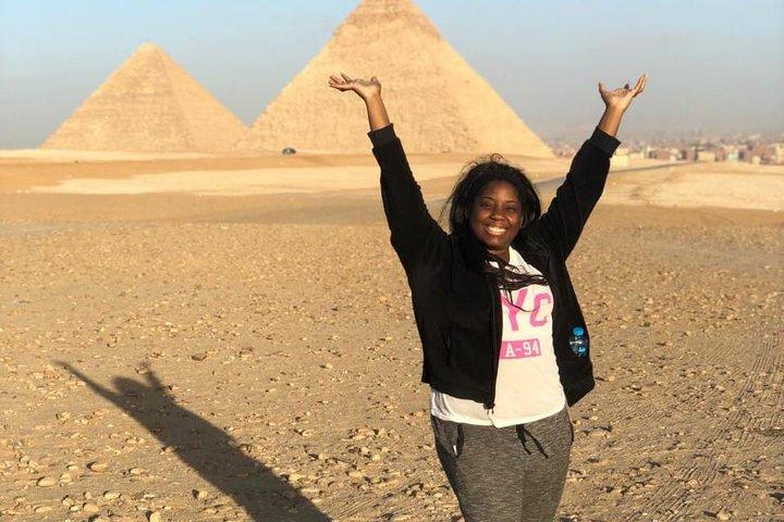 4 days Cairo ,2 tours Giza pyramids, Cairo museum& old Cairo 2 airport transfers