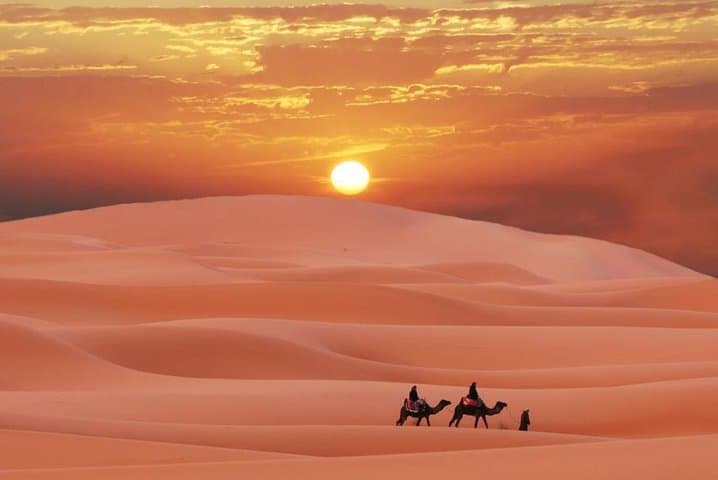 Merzouga desert tour from Marrakech & camel ride