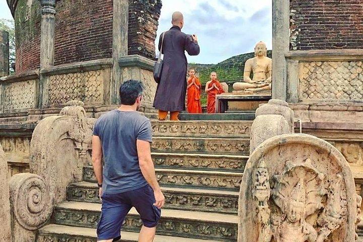 Day Tour to Anuradhapura from Colombo