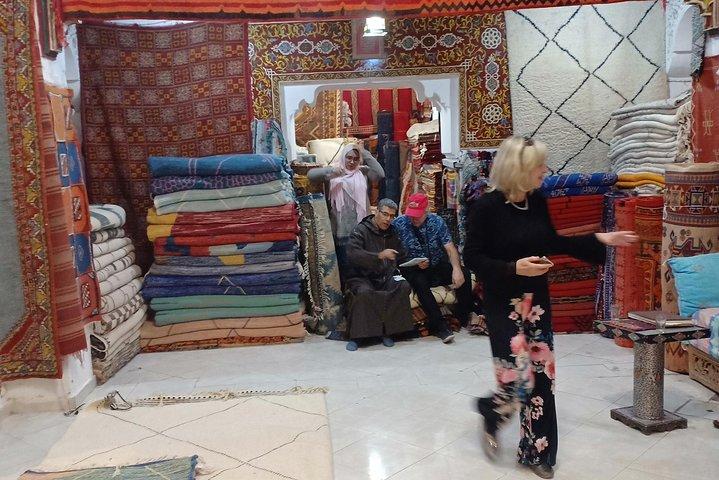 Marrakech shopping tour, secrets of Medina with a shopper guide