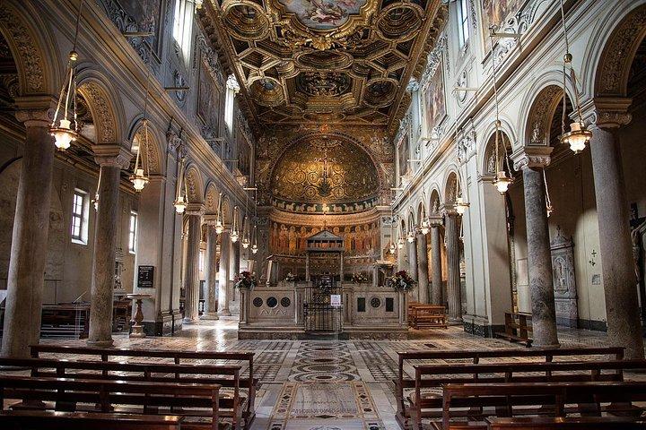 Underground Rome: Private Tour of Celio Houses and St. Clemente
