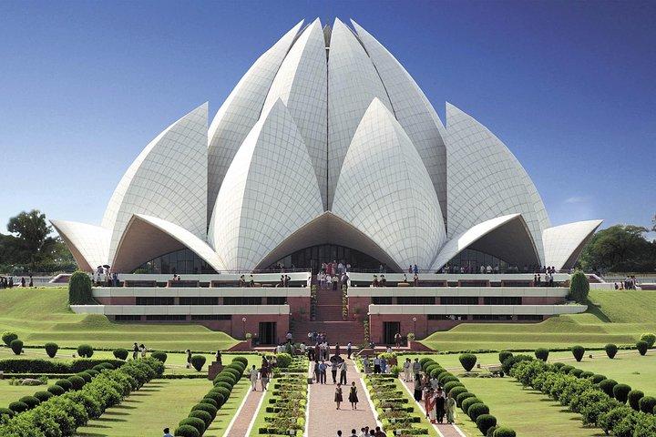 All-Inclusive Sacred Delhi: Private Full-Day Temples Experience