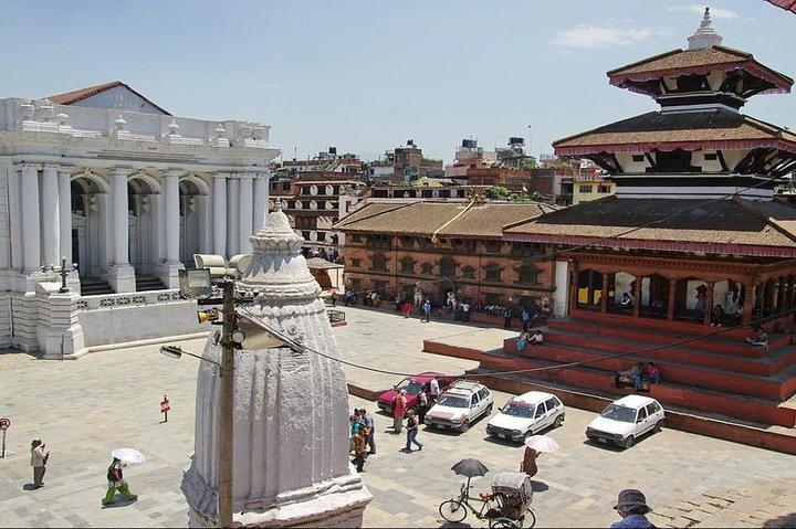 Private Half-Day Tour of Kathmandu Durbar Square and Swayambhunath Temple