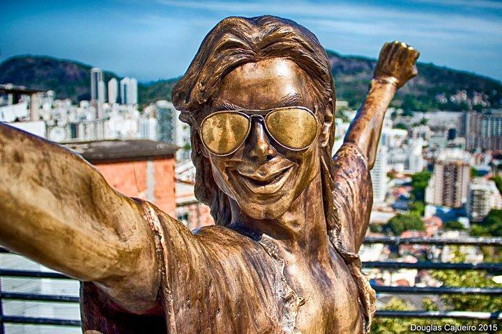 Favela Tour -The path of Michael Jackson in Rio
