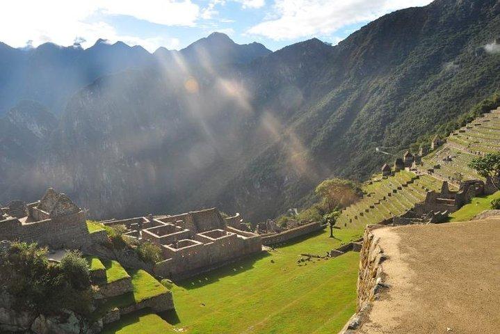 8-Day Choquequirao Trek to Machu Picchu