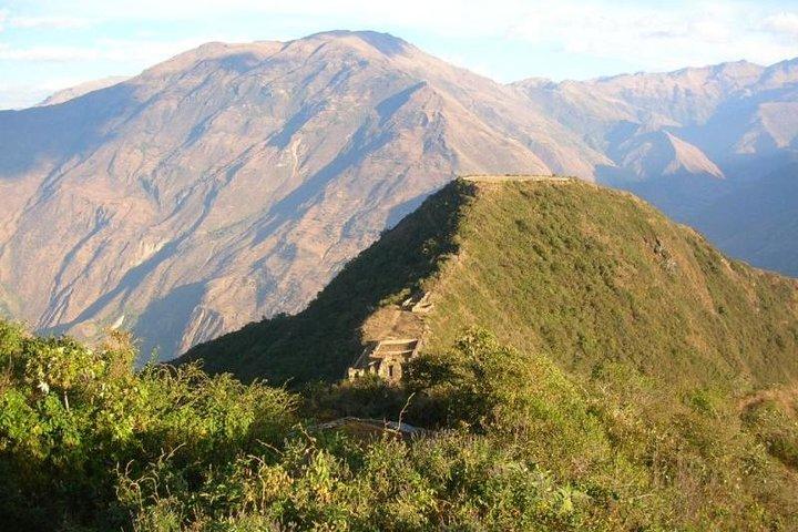 8-Day Choquequirao Trek to Machu Picchu