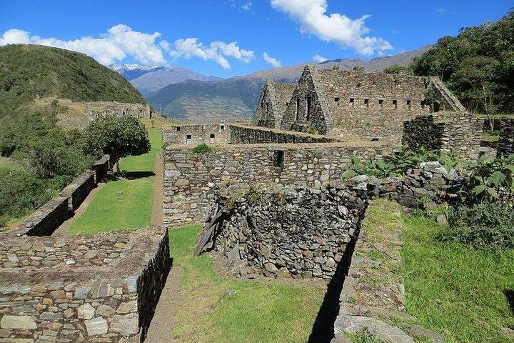 8-Day Choquequirao Trek to Machu Picchu