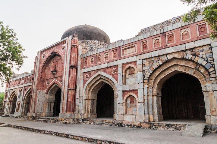Qutub Minar & Mehrauli Temple/Market