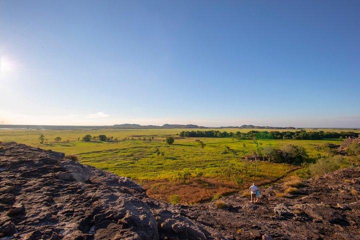 Darwin: Kakadu & Nourlangie Trip Plus Billabong Cruise with Lunch