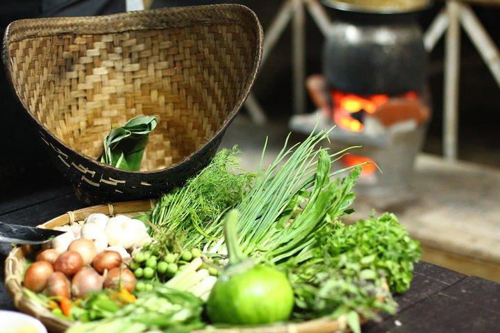 Full Day bamboo experience with cooking class & Kuang si waterfalls
